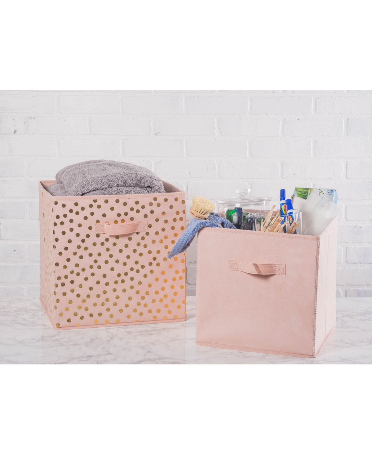 Design Imports Non-woven Polyester Cube Dots Millennial Square Set of 2