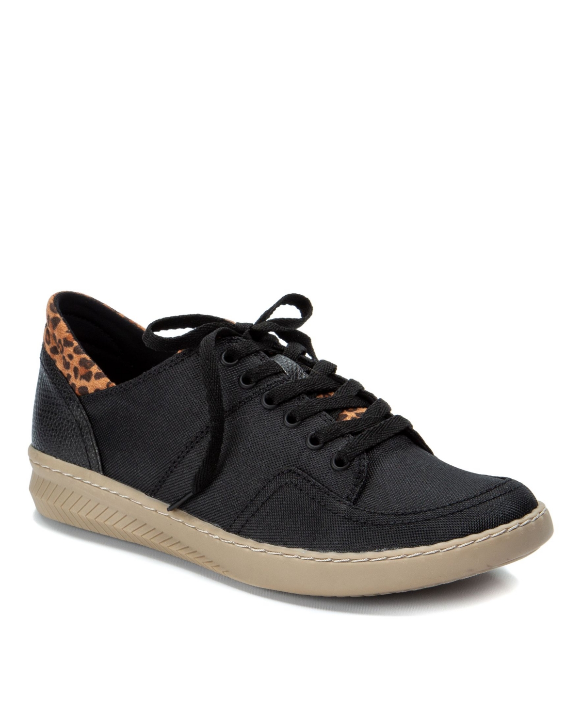 Baretraps Yanis Rebound Technology Fashion Sneaker Women s Shoes