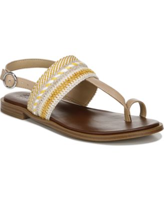 naturalizer thong sandals
