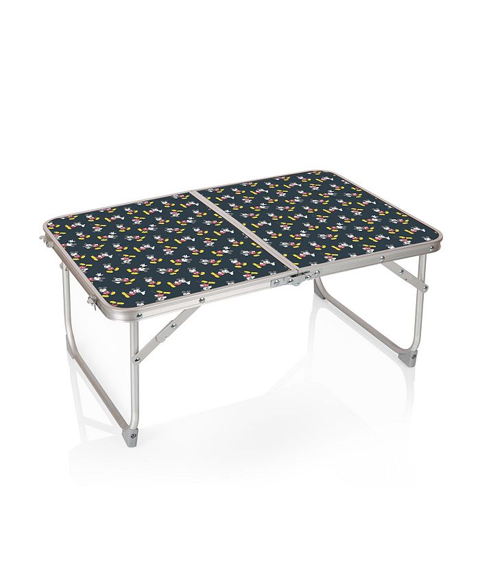 Mickey mouse folding table and 2025 chairs
