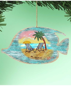 Designocracy Rustic Tropical Fish Wooden Ornaments Set of 2