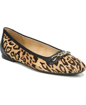 naturalizer red deer