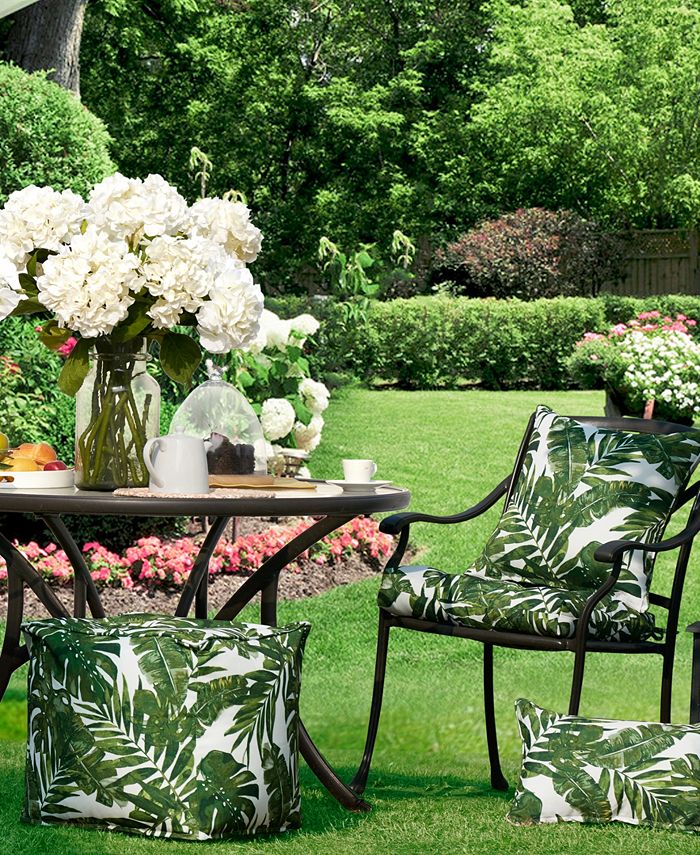 Madison Park Everett Palm Print 20" x 20" Scotchgard Outdoor Chair Pad