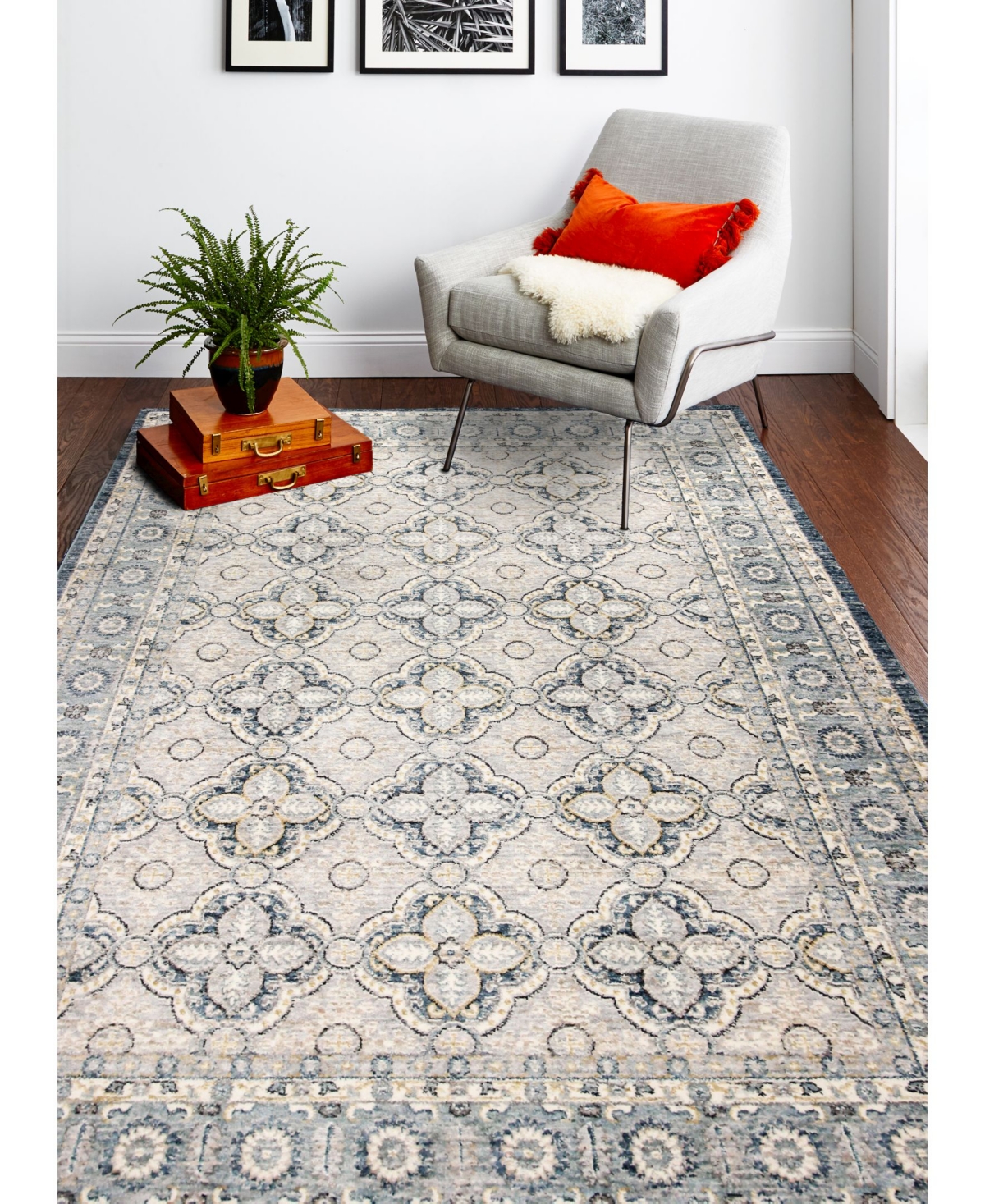 Closeout! Bashian Plymouth Ply-06 Gray 2'6" x 8' Runner Rug
