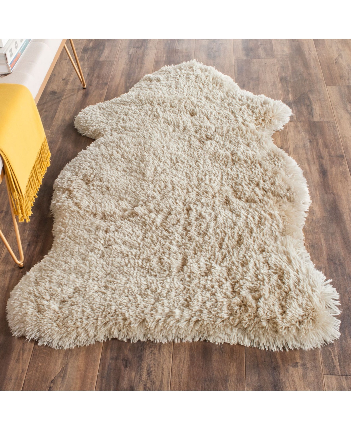 Safavieh Arctic Shag Sg270Area Rug - Beige