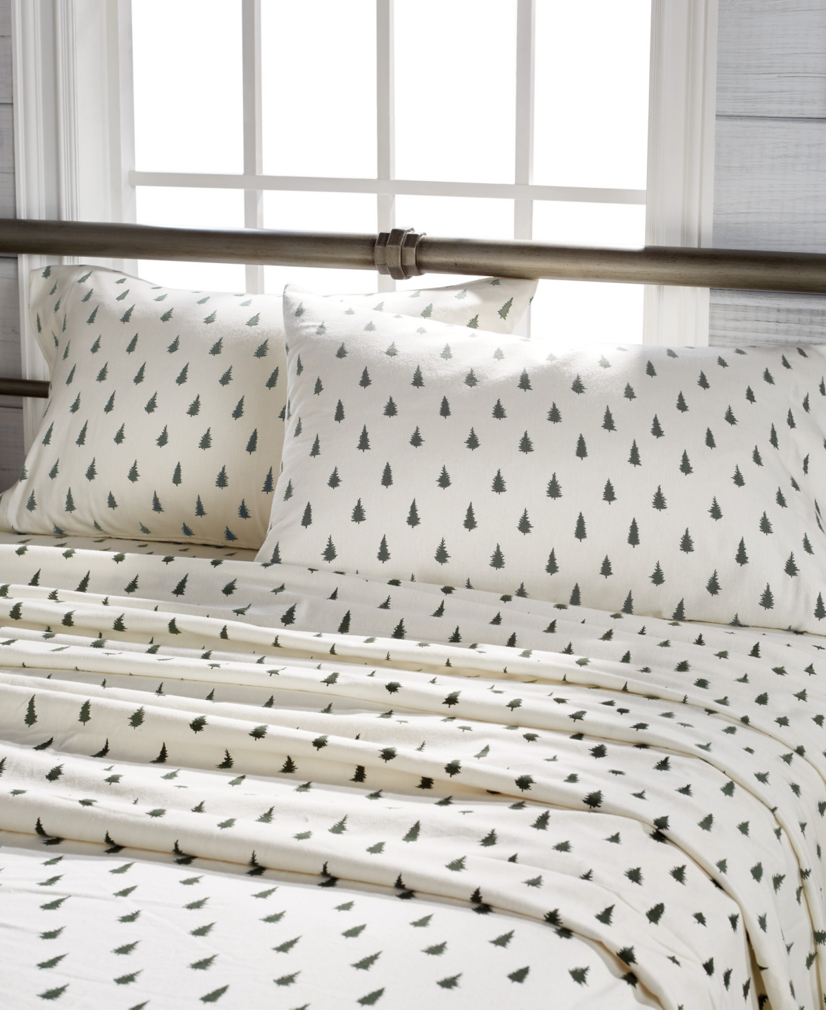 G.h. Bass & Co. Spruce Tree Print Cotton Flannel Sheet Set, Queen Bedding