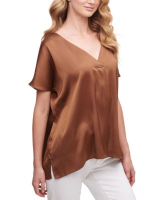 DKNY - V-Neck Hardware Top