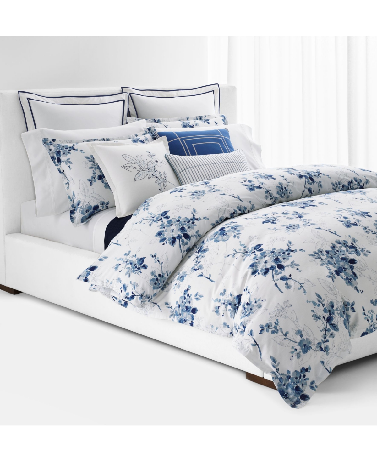 Lauren Ralph Lauren Sandra Floral Comforter Set, King In Blue Multi