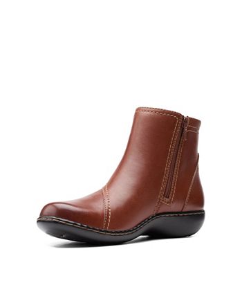 clarks ashland pine ankle bootie
