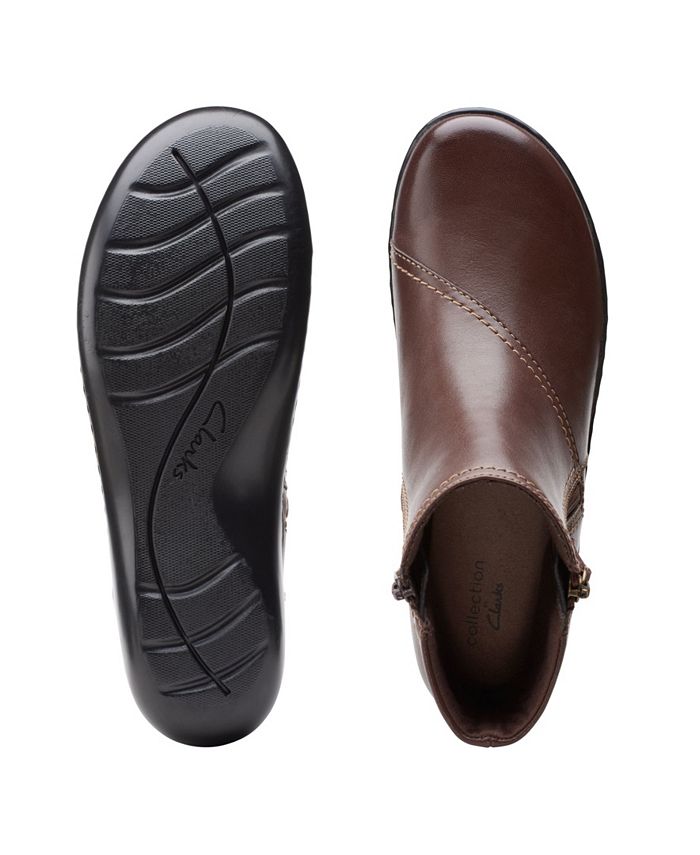 clarks ashland pine ankle bootie