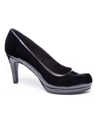 cl by laundry nilah platform pump