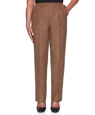 Petite Short Classic Textured Solid Pull On Pants