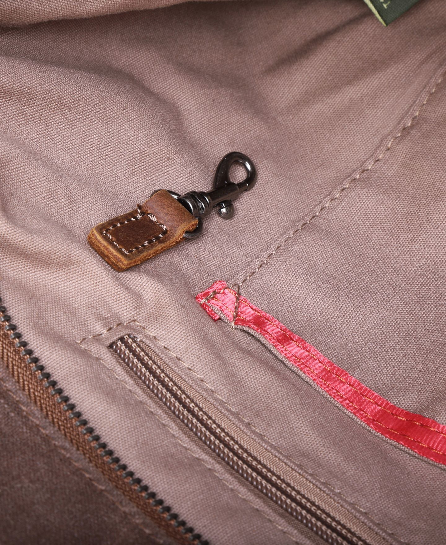 Женская сумка TSD BRAND Stone Creek Waxed Canvas Briefcase, цвет: Коричневый — фото 12