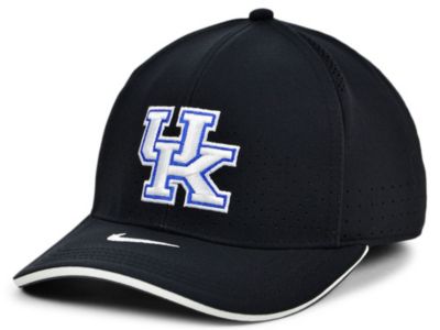 Nike - Kentucky Wildcats Sideline Aero Flex Cap