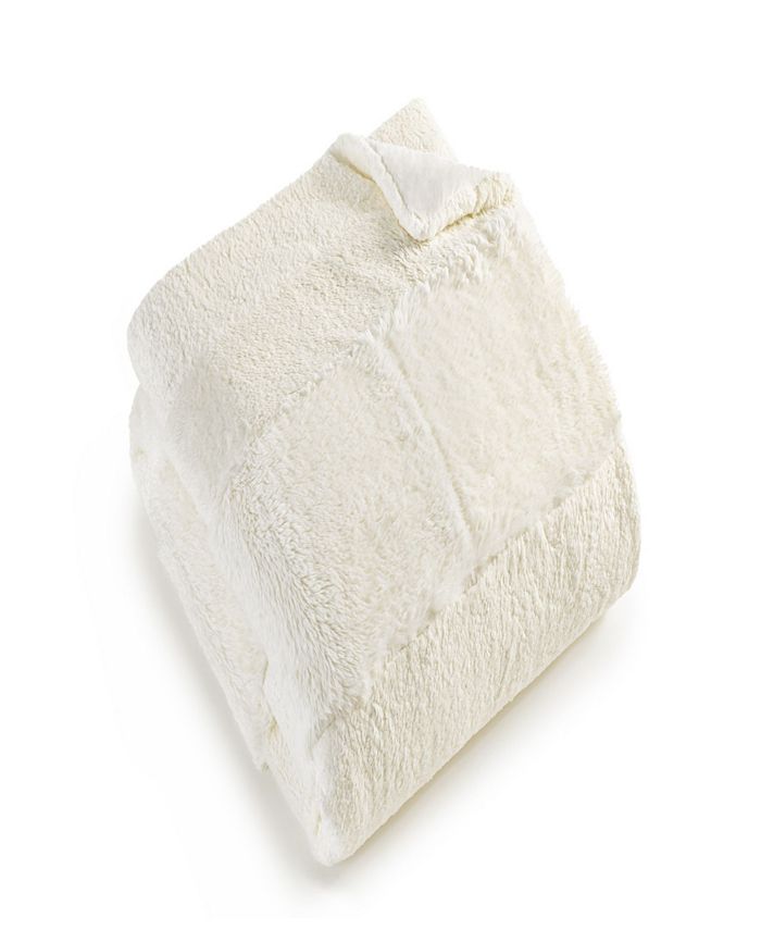 UGG® Lola Queen Comforter Set, 3 Piece & Reviews Comforters Fashion