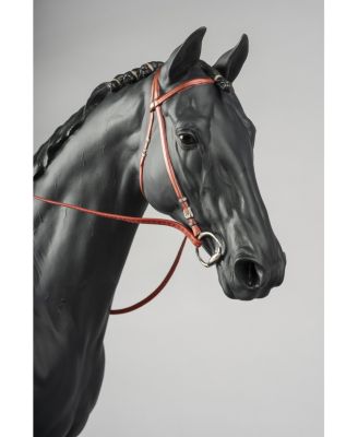 Lladro Collectible Figurine, English Purebred