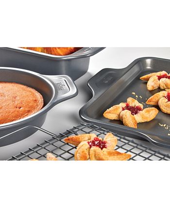 All-Clad Pro-Release Nonstick Square Baking Pan 8x8 Inch Oven Safe 450F  Half Sheet, Cookie Sheet, Muffin Pan, Cooling & Baking Rack, Round Cake  Pan