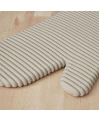 Ribbed Soft Silicone 2-Pc. Oven Mitt Set