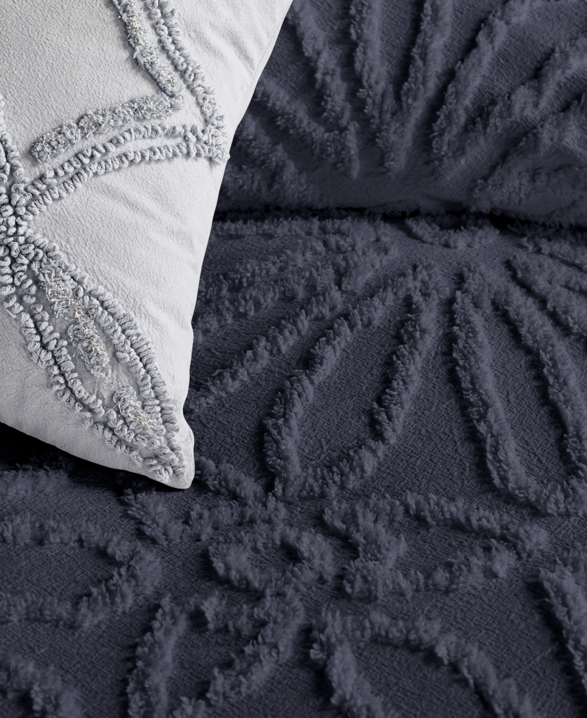 Peri Home Chenille Medallion 3-Pc. Comforter Set