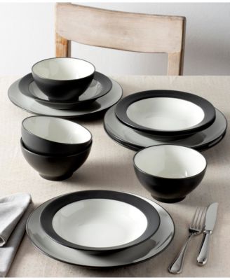 Colorwave Coupe 12-Piece Dinnerware Set, Service for 4