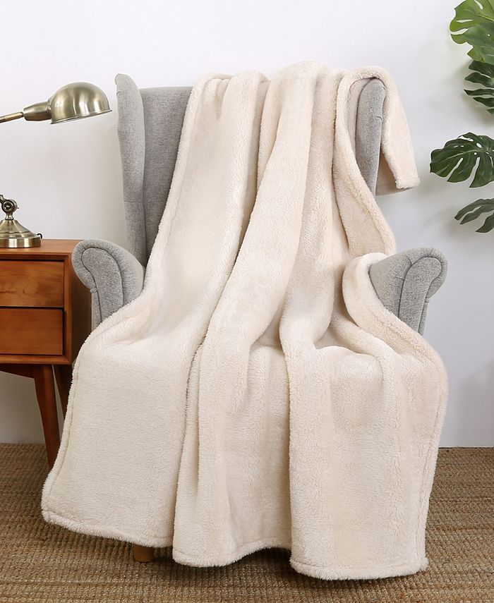 Berkshire ExtraFluffy Throw Blanket & Reviews Blankets & Throws