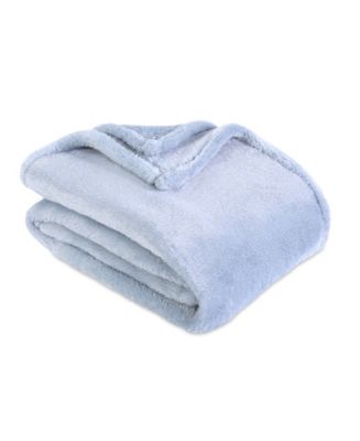 Berkshire Extra-Fluffy Throw Blanket & Reviews - Blankets & Throws ...