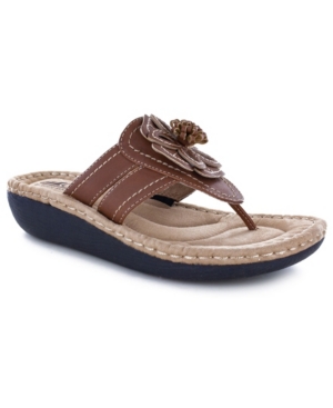Cliffs by White Mountain Women's Carnation Thong Comfort Sandals Women's Shoes
