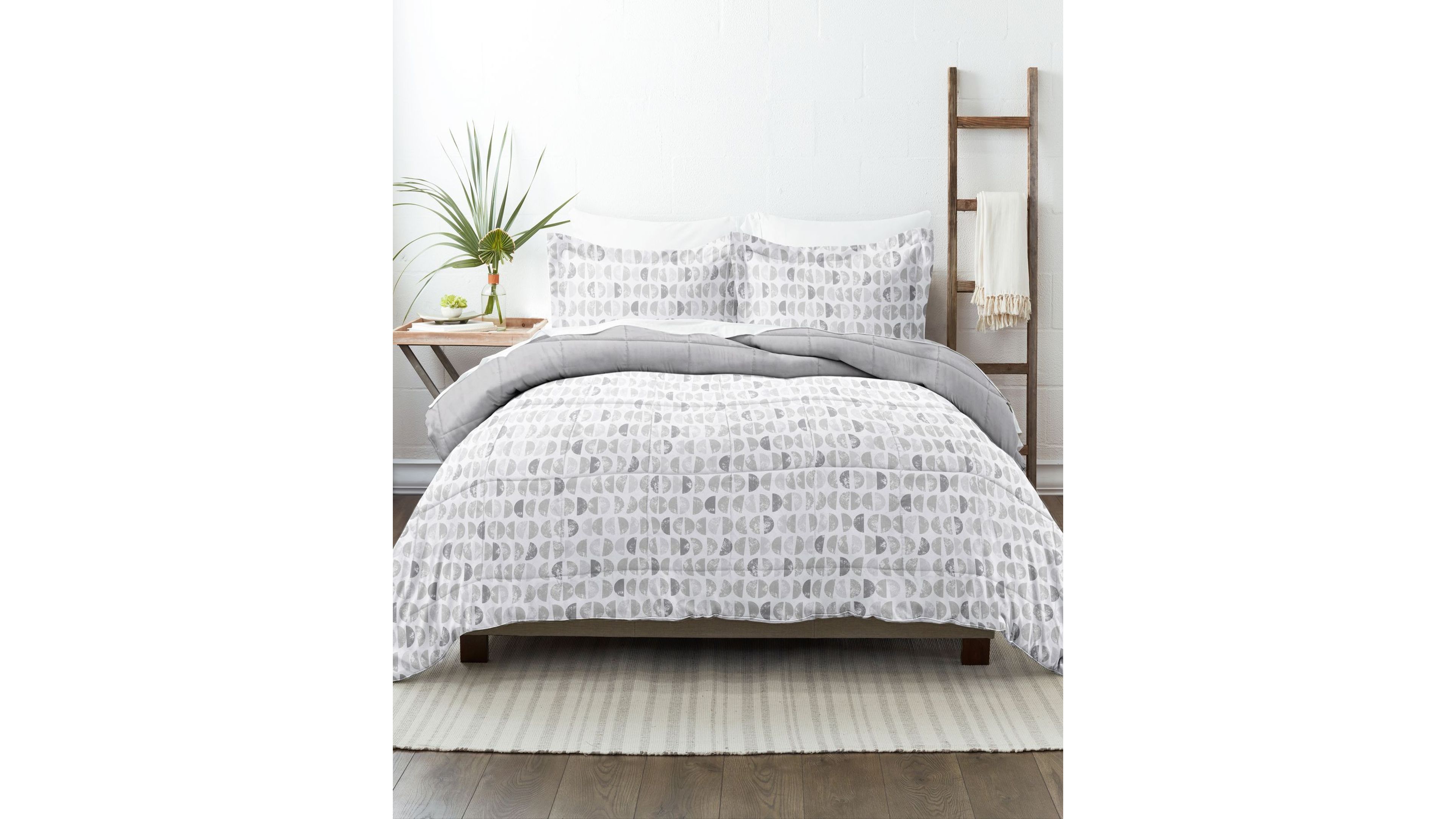 ienjoy Home Moonlight Stars Reversible 3-Pc. Comforter Set, King/California King