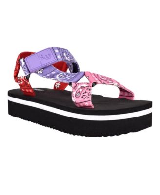 betsey johnson sheyna flat sandals