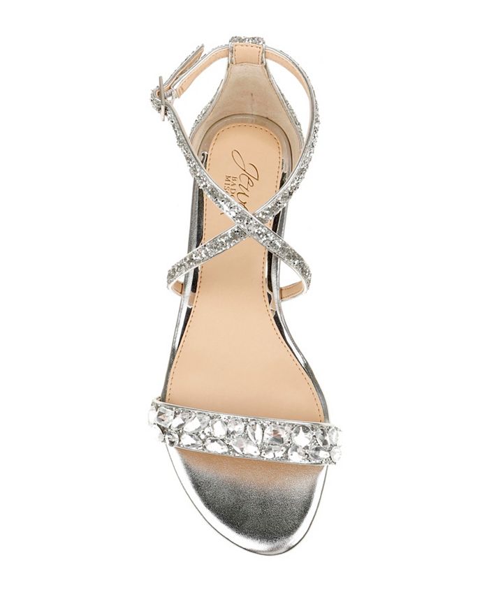 Jewel Badgley Mischka Osome Flat Sandal & Reviews - Evening & Wedding ...