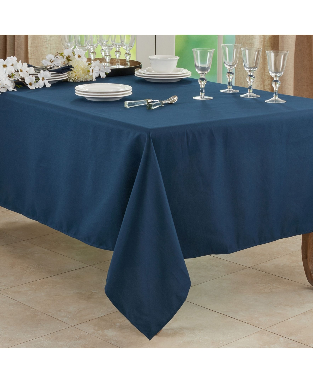 Saro Lifestyle Everyday Design Solid Color Tablecloth,