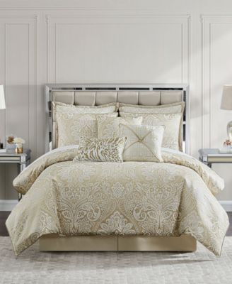 Croscill Helena 4 Piece Comforter Set 
