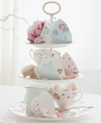 Old Country Roses White Vintage 3 Tier Cake Plate