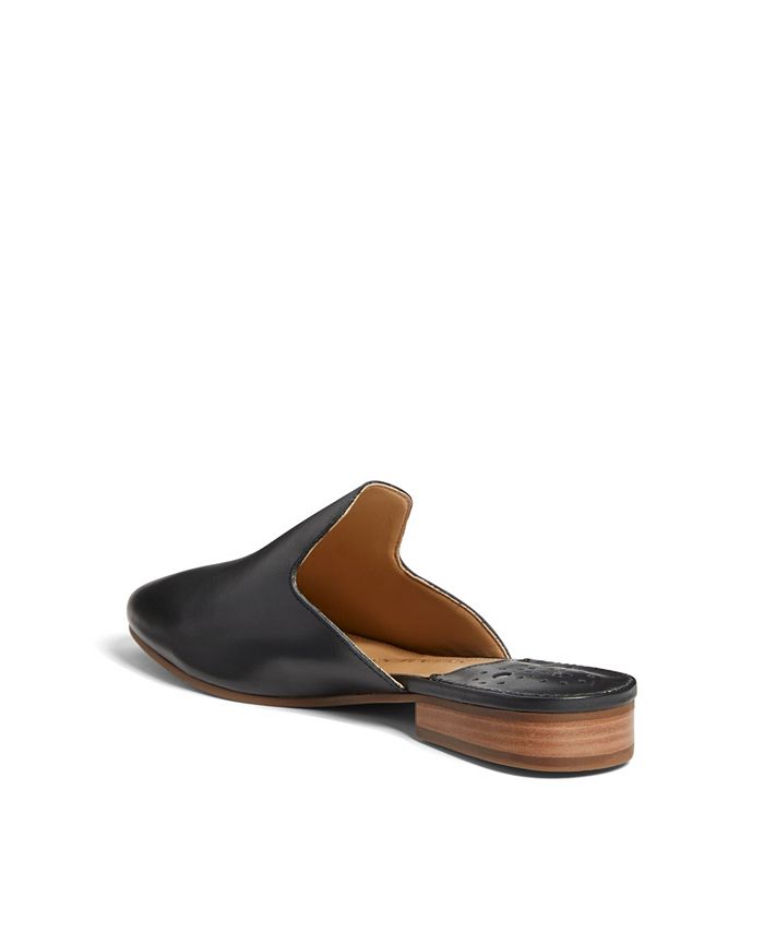 black knee high boots zipper back