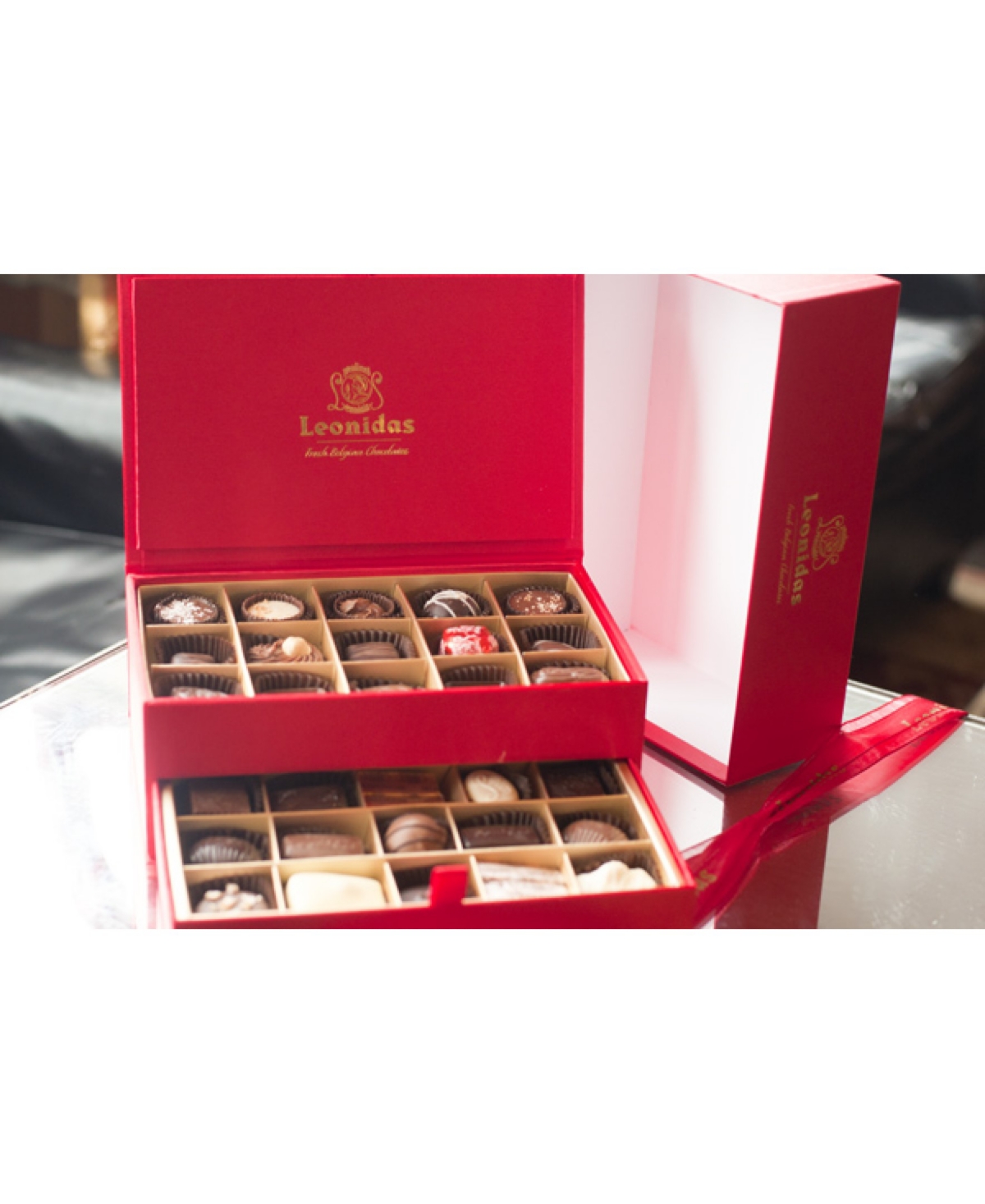 Leonidas Chocolate Silk Jewelry Box, 30 Piece