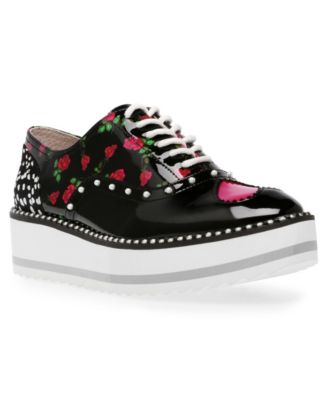 betsey johnson marti women's sneakers 