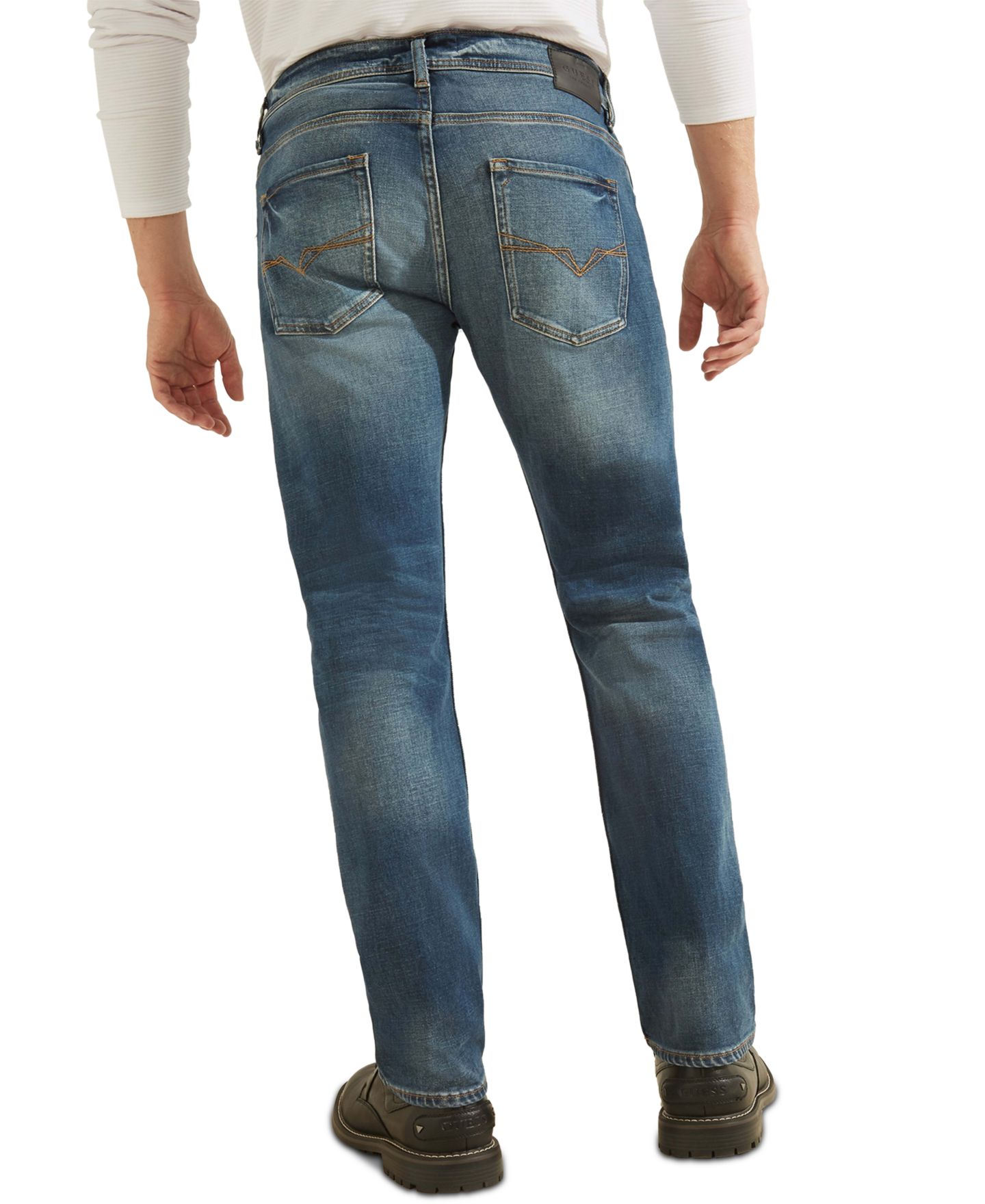 Мужские джинсы GUESS Eco Mateo Medium Wash Relaxed, цвет: Синий джинсовый — фото 2