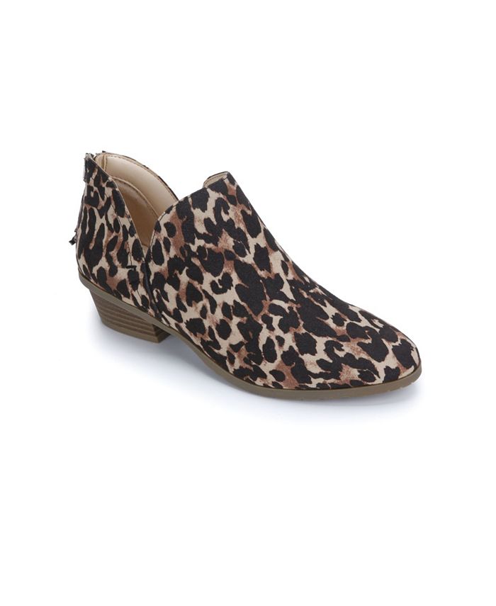 Kenneth cole reaction deals side way ankle bootie