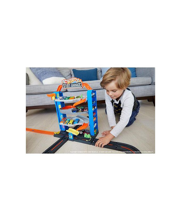 Hot Wheels Stunt Garage, play set Macy's