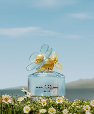 marc jacobs unveils new Daisy skies limited edition