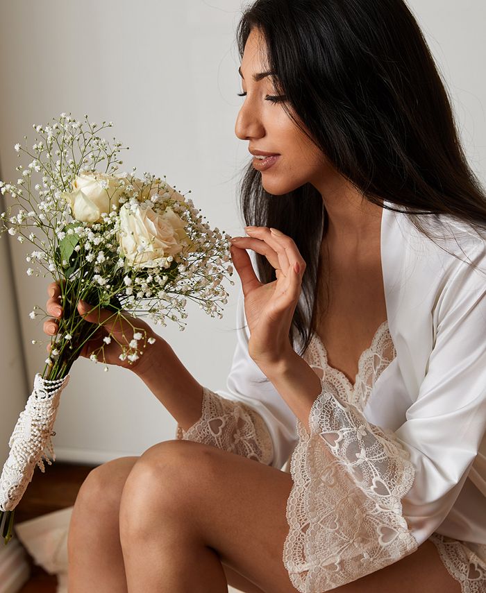 WIDE STRAP LACE CAMI FRIEND IN FLORA