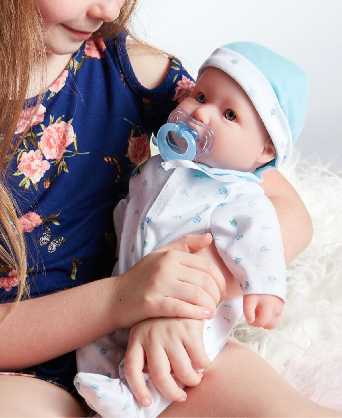JC TOYS LA BABY CAUCASIAN 16" SOFT BODY BABY DOLL BLUE OUTFIT 