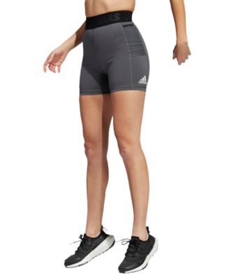 women's coaching shorts with pockets