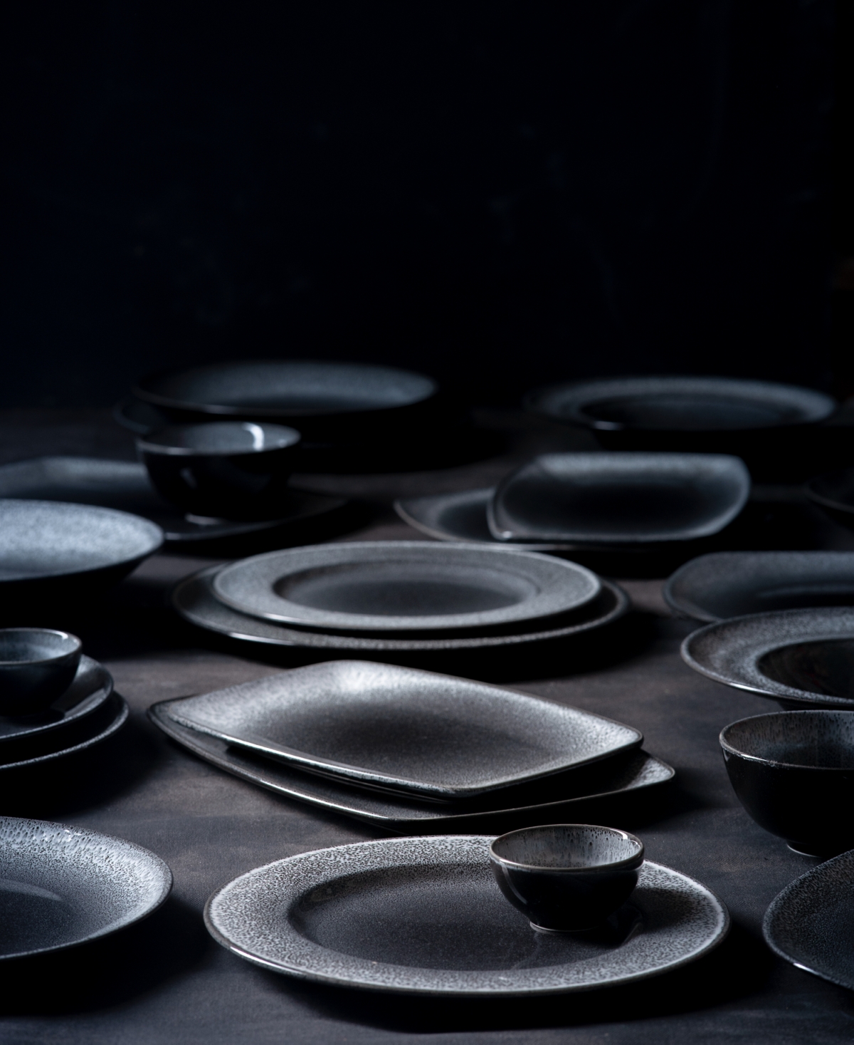 Twilight 12-Piece Dinner Set