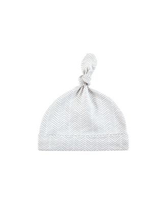 Youngster' Cap and Sock Pairing