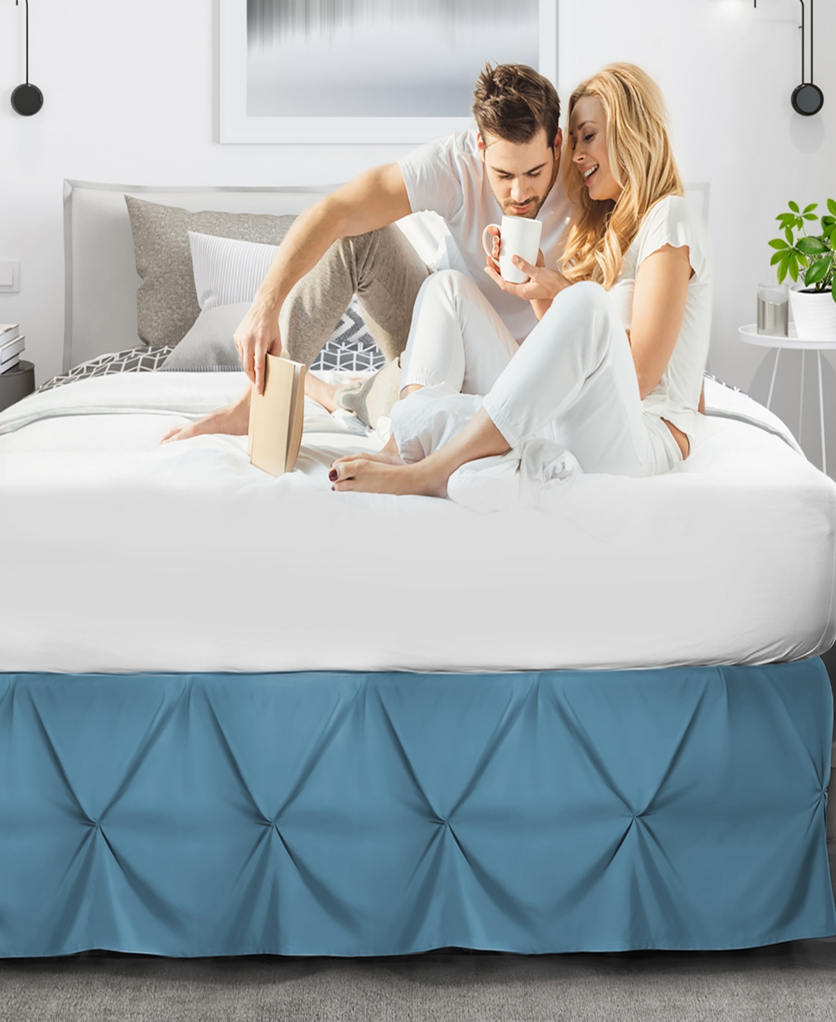 Nestl Bedding 14" Tailored Pinch Pleated Bedskirt