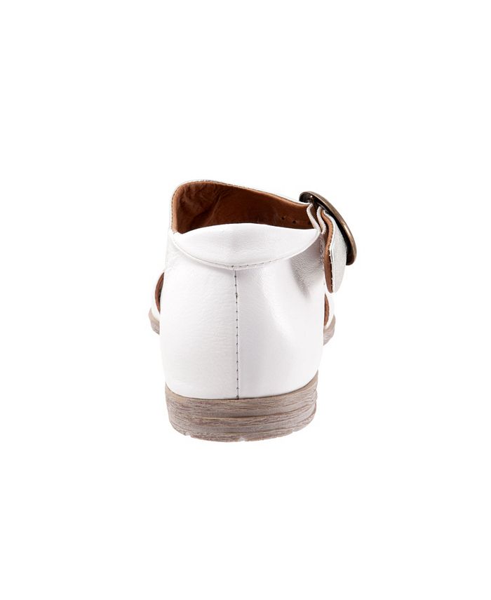 bueno sadie slip on sandals