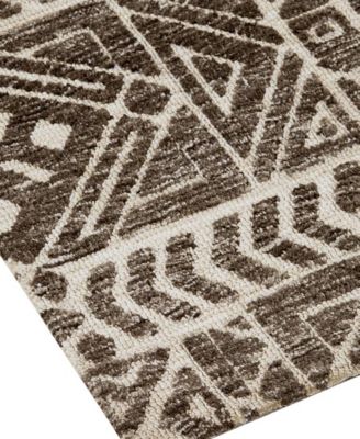 Colton R8627 5' x 8' Area Rug