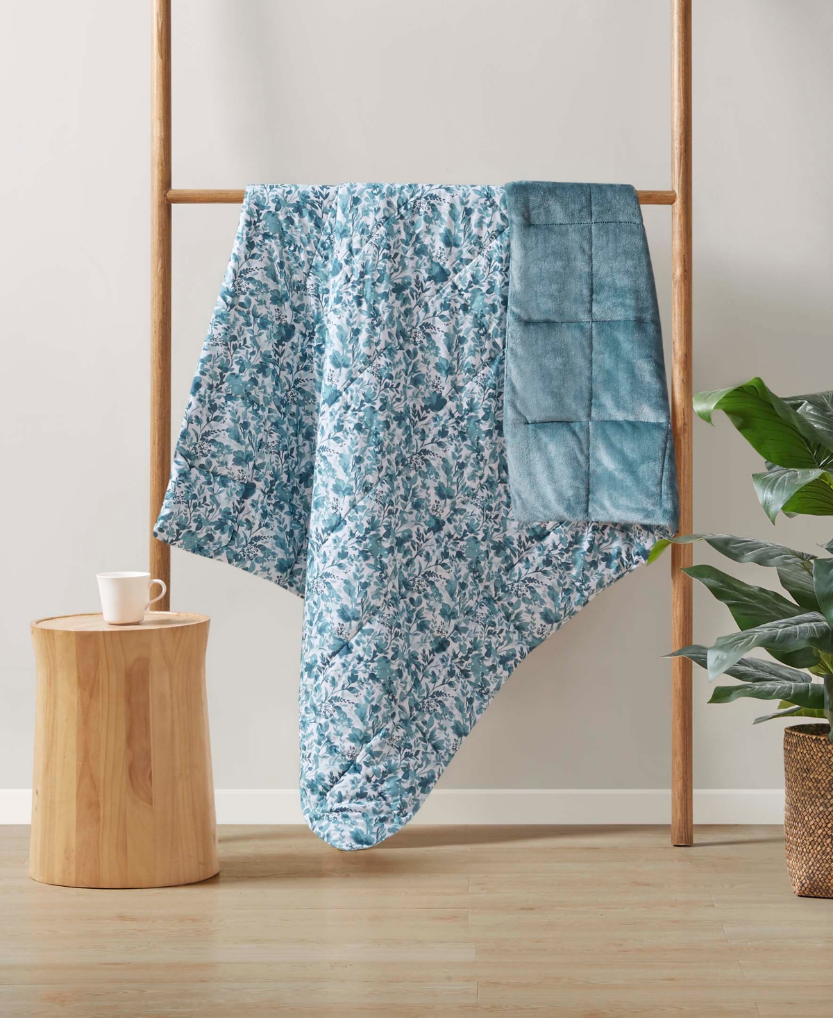 Clean Spaces Quilted Throw, 50" X 60" In Floral Teal