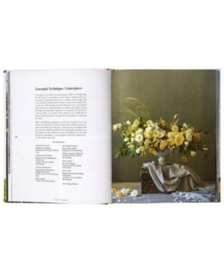 Floret Farm's A Year in Flowers: Designing Gorgeous Arrangements for Every Season (Flower Arranging Book, Bouquet and Floral Design Book) by Erin Benzakein